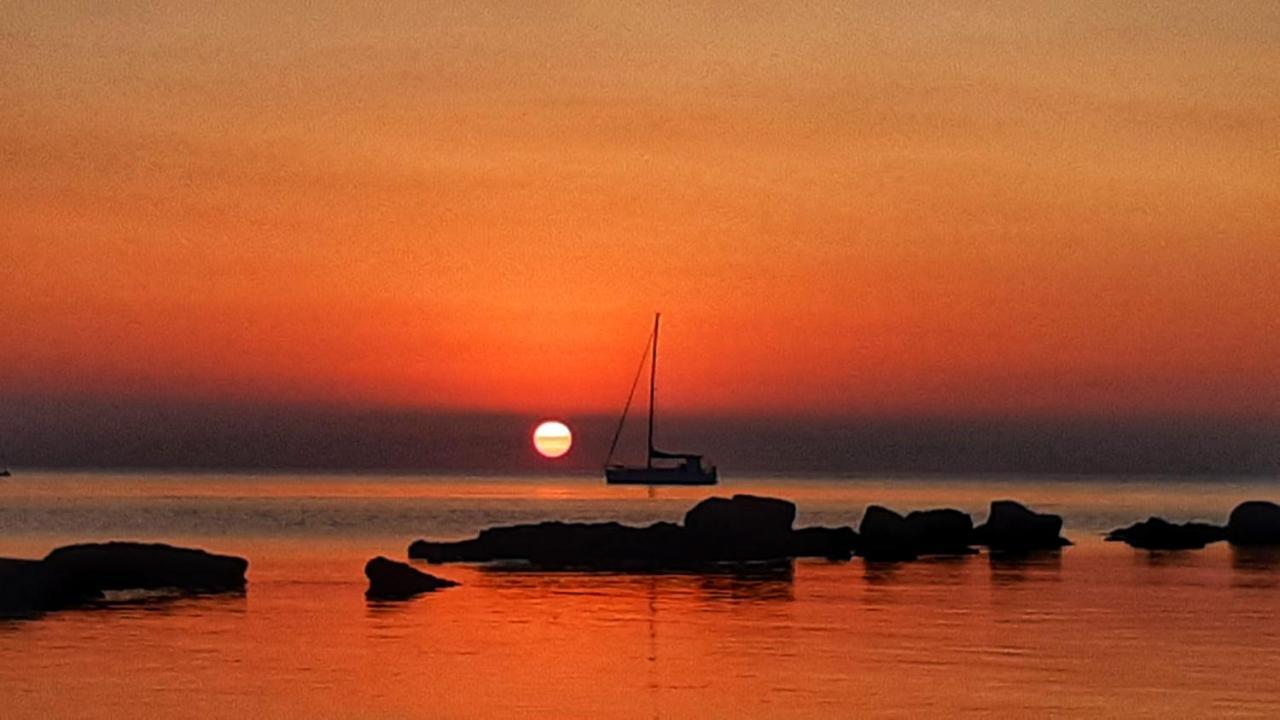 Casa Rosa Dei Venti Villa Pula Dış mekan fotoğraf